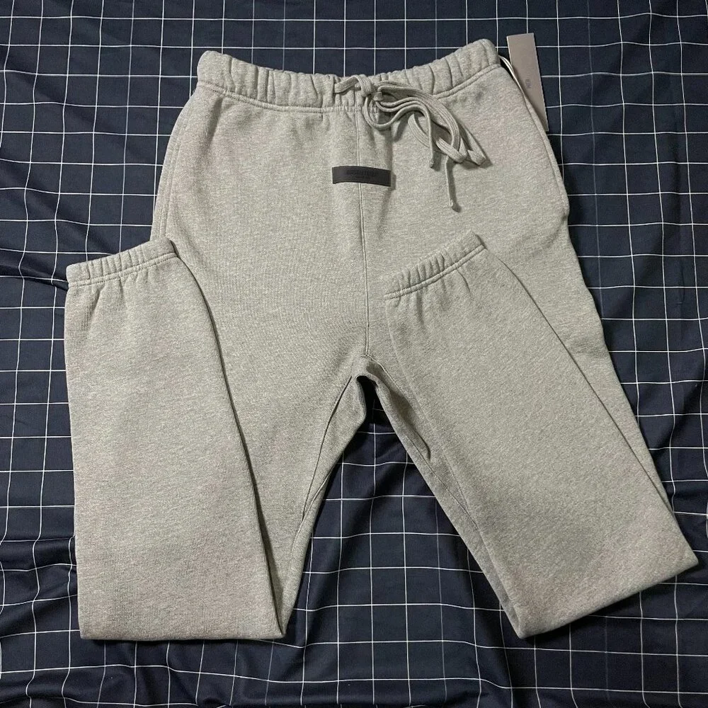 Fear of God Essentials Sweatpants (SS22) - Dark Oatmeal Classic Comfort Edition - Picture 1 of 6